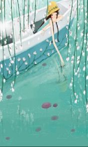 丝丝垂枊下船中玩水的女孩240×320手机图片