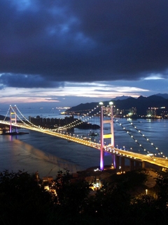 美丽的吊桥240×320手机图片高清