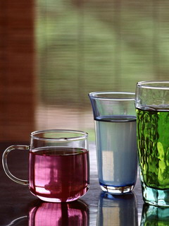 很好看的饮料240×320手机壁纸图片集