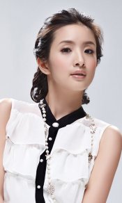主演程又青的林依晨480×800手机壁纸下载