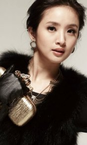 林依晨高清写真480×800手机壁纸下载