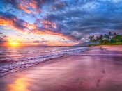 傍晚的夏威夷海滩迷人的夕阳640×480手机壁纸图片