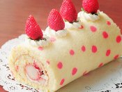 可口诱人的草莓蛋糕640×480手机壁纸图片下载