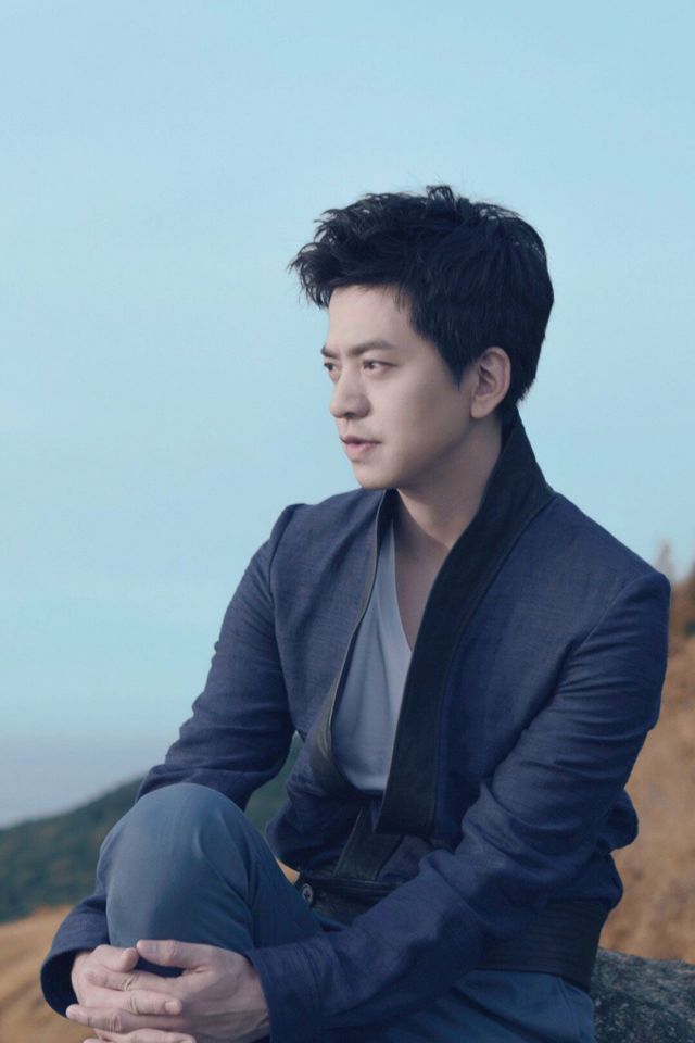 音乐才子李健手机壁纸背景下载