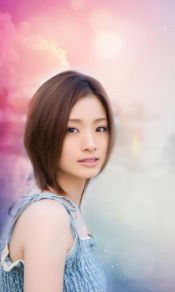 电影《昼颜》女主角，日本短发美女演员上户彩梦幻高清手机壁纸图片