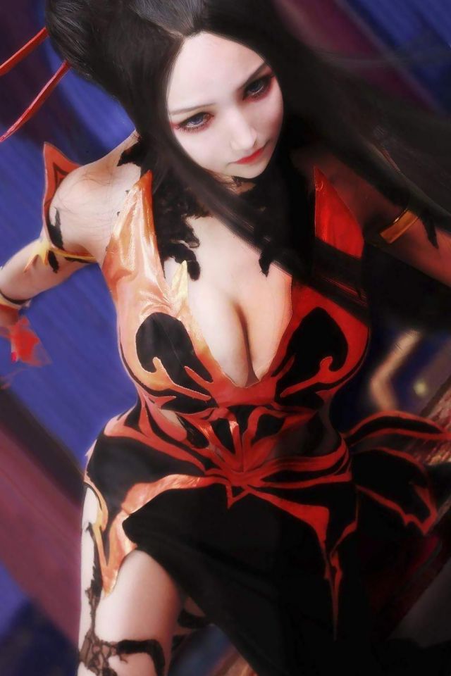 天行九歌焰灵姬真人COS性感图片手机壁纸