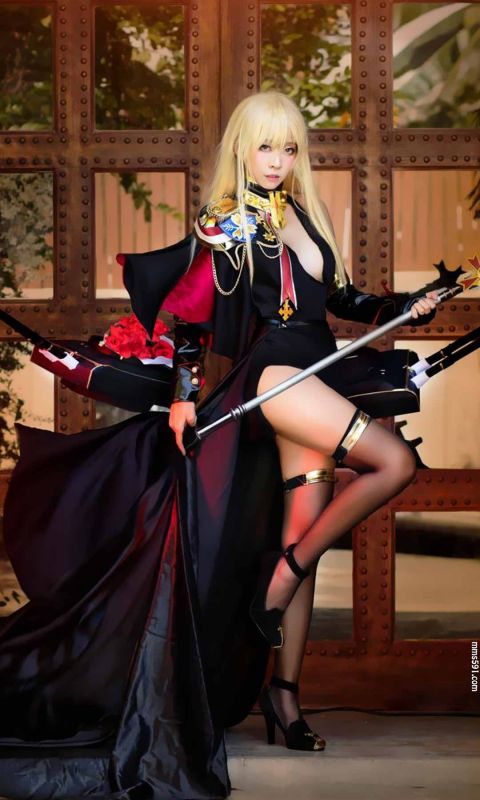 碧蓝航线大长腿铁血舰娘俾斯麦Bismark手机壁纸图片汇总（5）