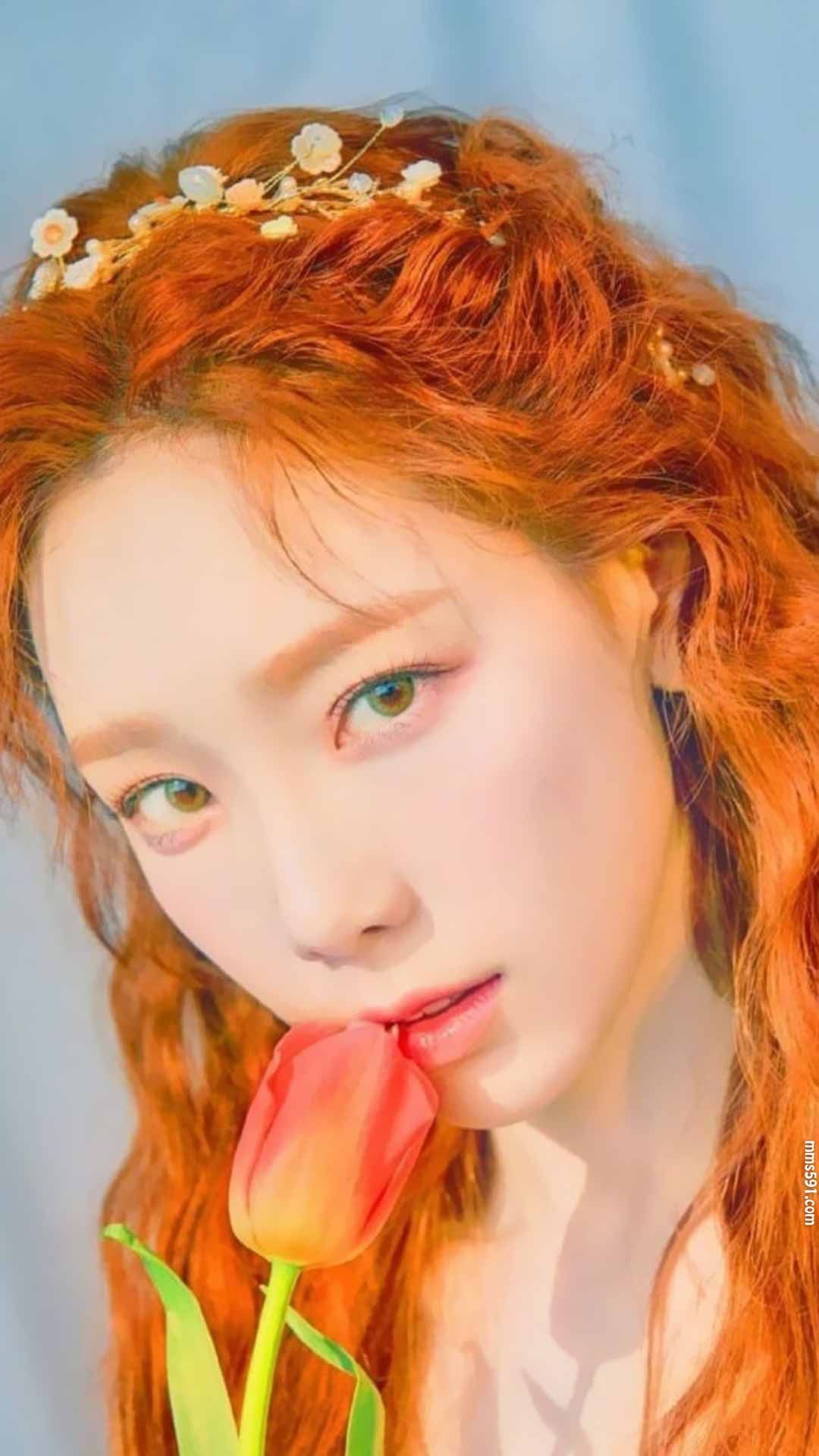 少女时代队长兼主唱，韩国女歌手金泰妍Kim TaeYeon手机壁纸图片（7）