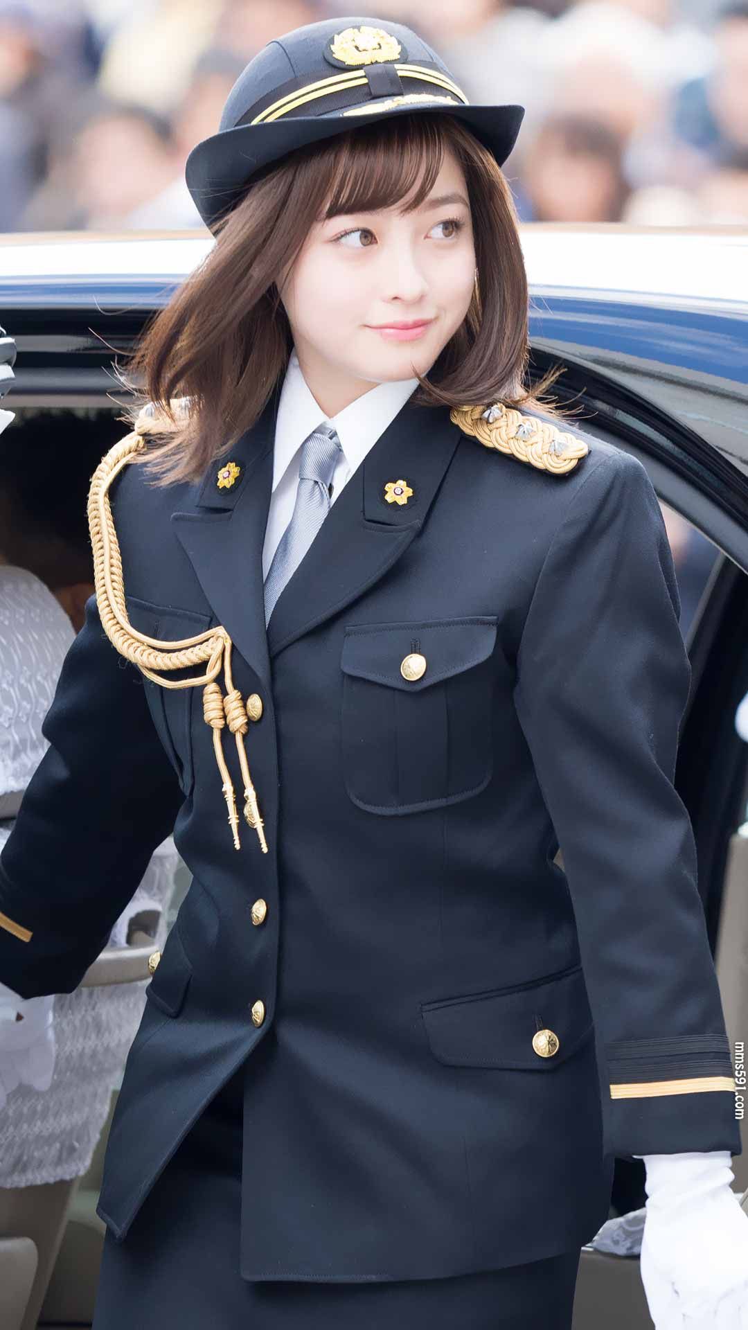 日本女演员桥本环奈Kanna Hashimoto女警服手机壁纸图片集