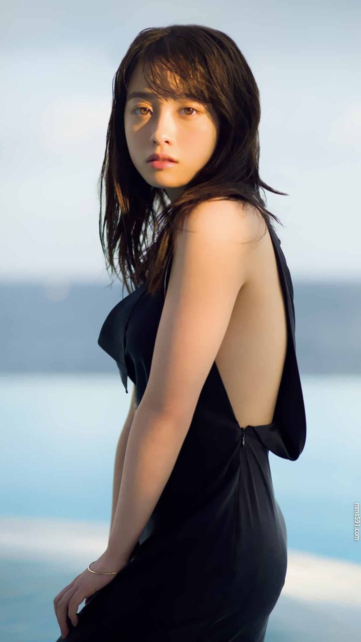 日本女演员桥本环奈Kanna Hashimoto女警服手机壁纸图片集（3）