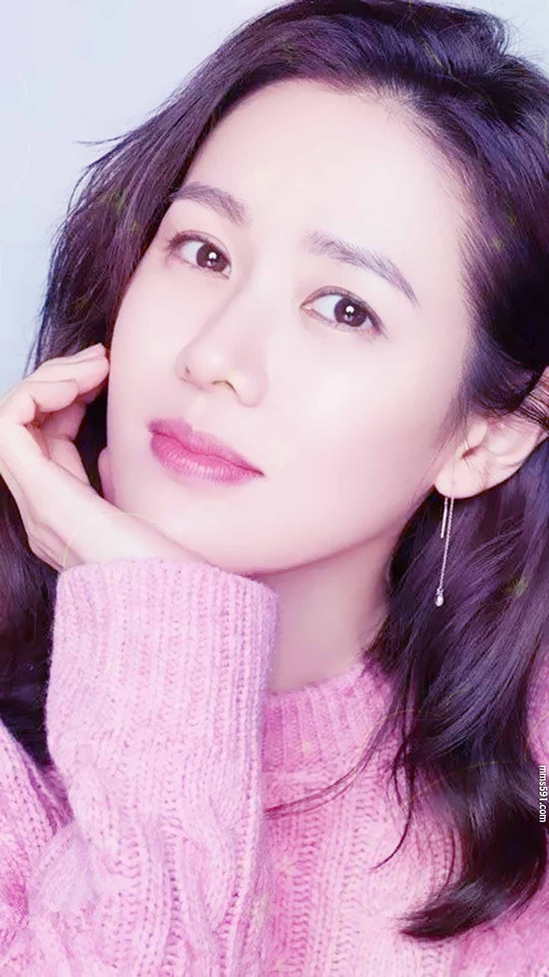 韩国美女演员孙艺珍Son Ye Jin手机壁纸高清图片集（6）